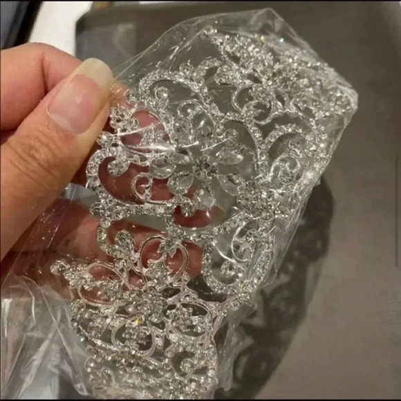 Luxury Rheinstone Royal Princess tiara - Picture 7 of 11